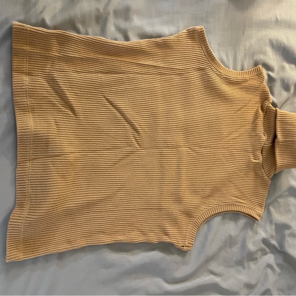 Sleeveless Ribbed Tan Top - Picture 2 of 2